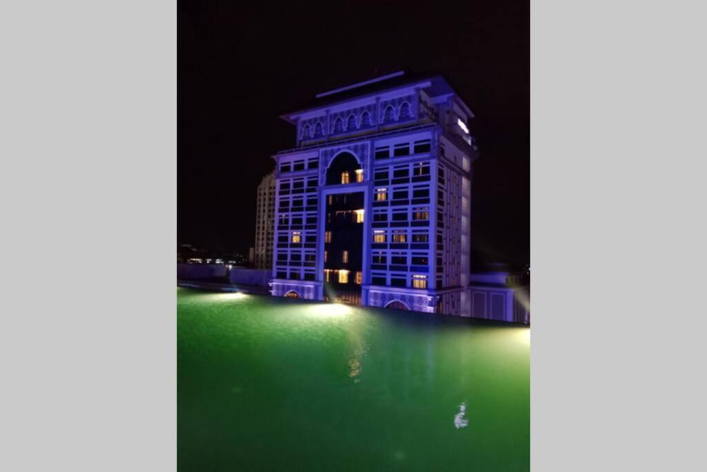 Mizrai Troika Homestay With Kota Bharu City View 외부 사진